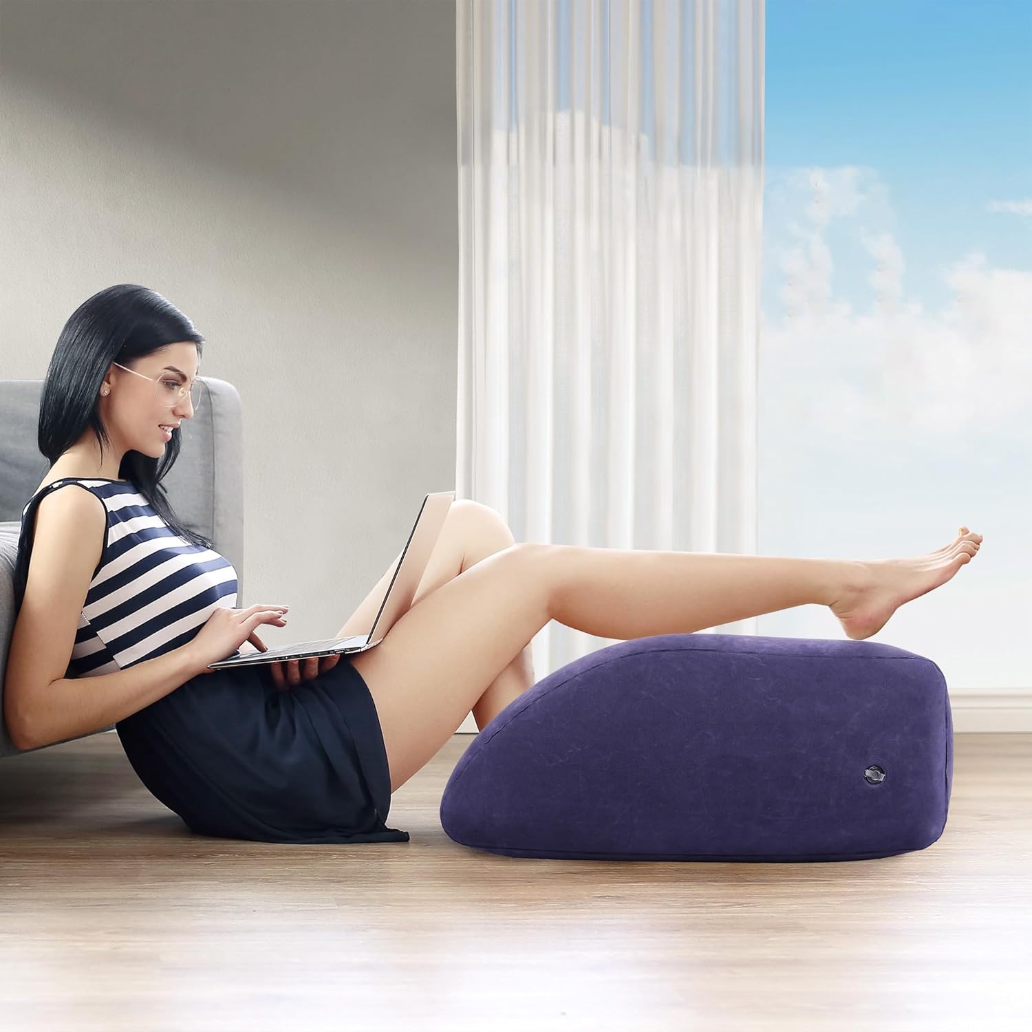 INFLATEFLY Leg Elevation Pillow - Inflatable Wedge for Comfort and Recovery