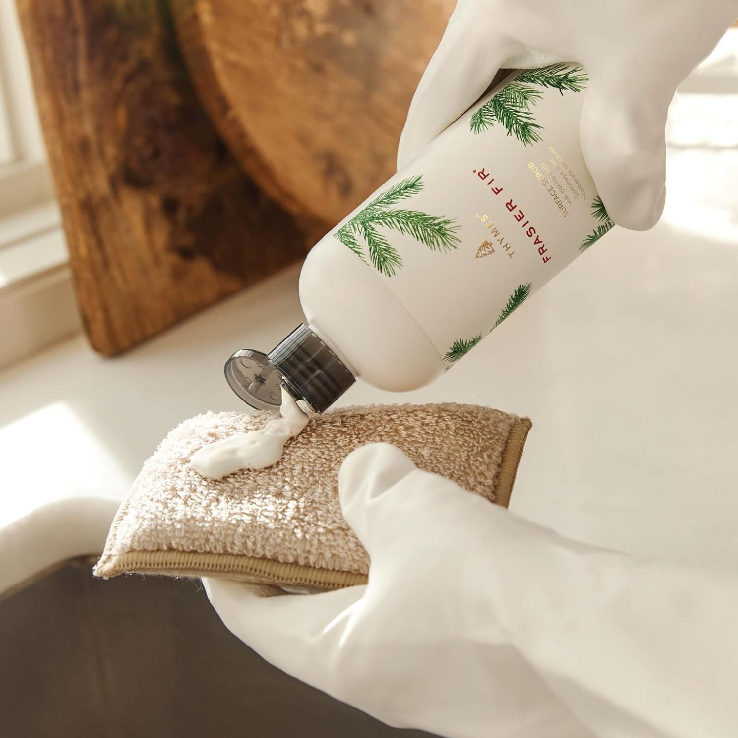 Thymes Soft Surface Scrub - Frasier Fir 115 Fl Oz