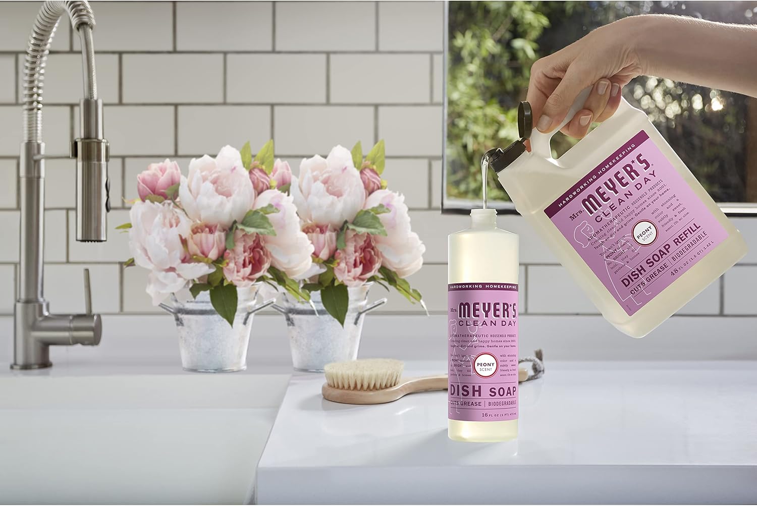 Mrs Meyers Clean Day Dish Soap Refill Peony 48 fl oz