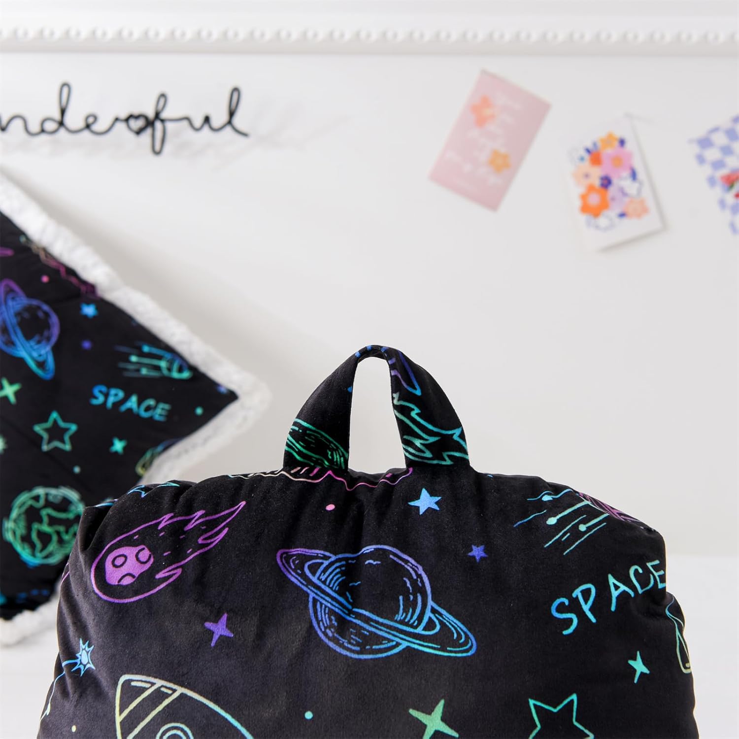 Aimuan Rocket Reading Pillow with Arms